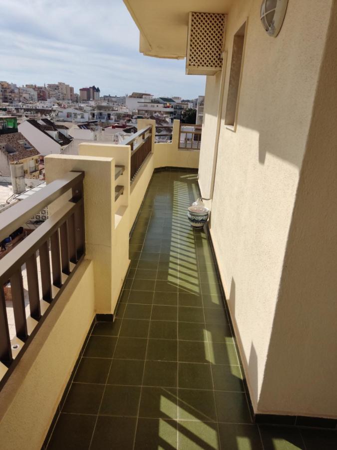 En El Centro Y Al Lado De La Playa Apartamento Fuengirola Exterior foto