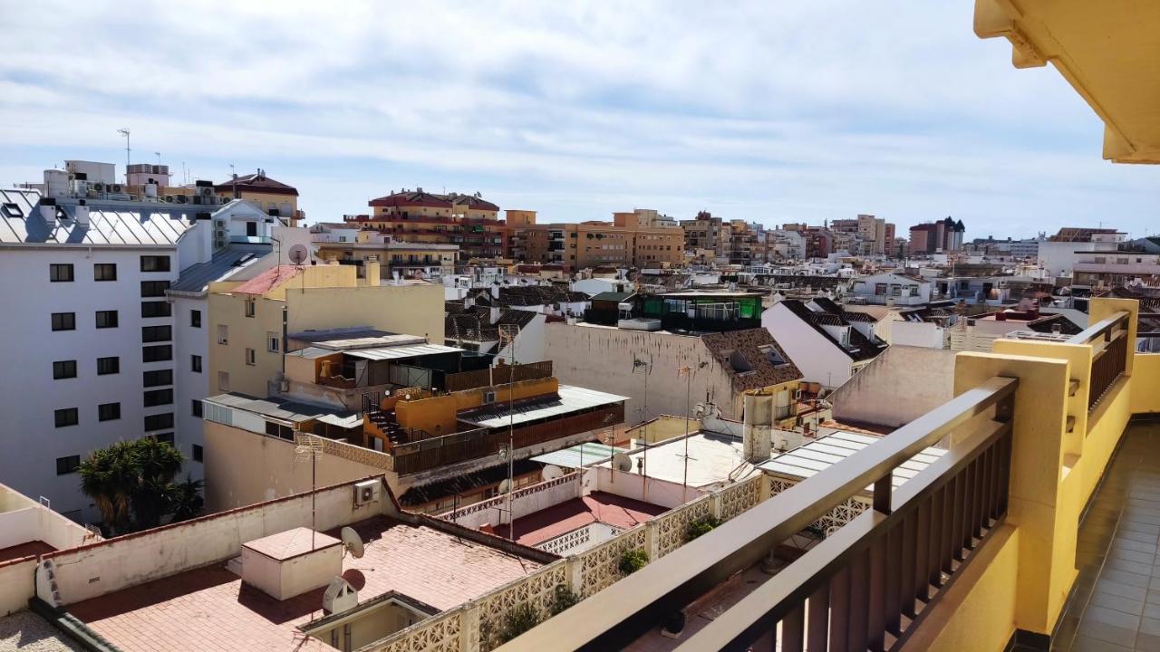 En El Centro Y Al Lado De La Playa Apartamento Fuengirola Exterior foto